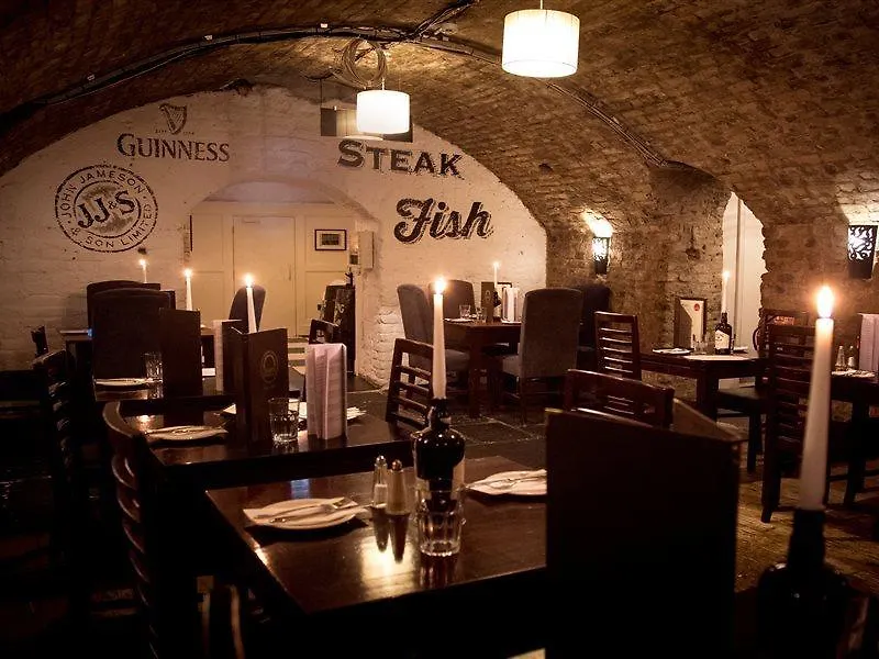 Castle Hotel Dublin 4*,  Irsko